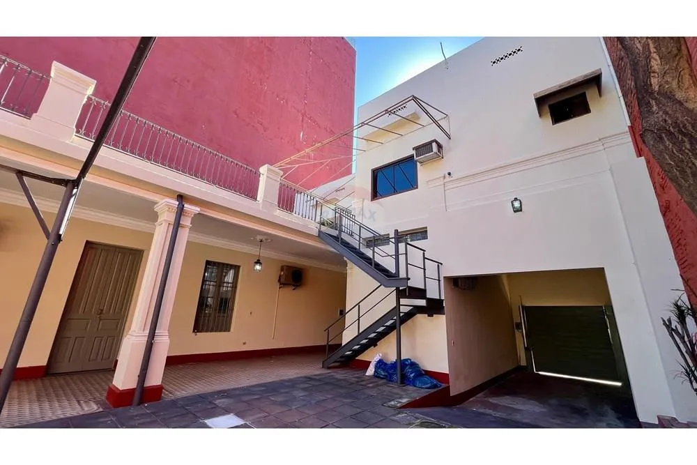 VENDO CASA MULTIFUNCIONAL EN EL CENTRO DE ASUNCION — foto 3