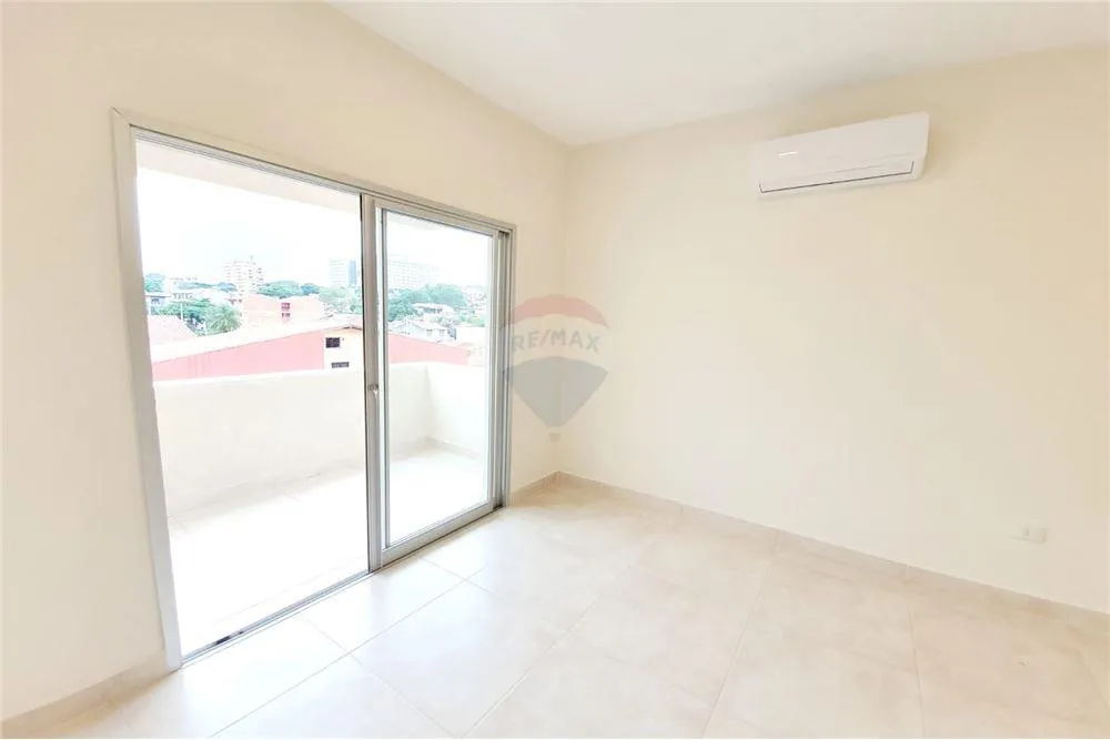 DEPARTAMENTO DE 2 DORMITORIOS Y 1 COCHERA EN BARRIO SAJONIA - ASUNCIÓN — foto 3