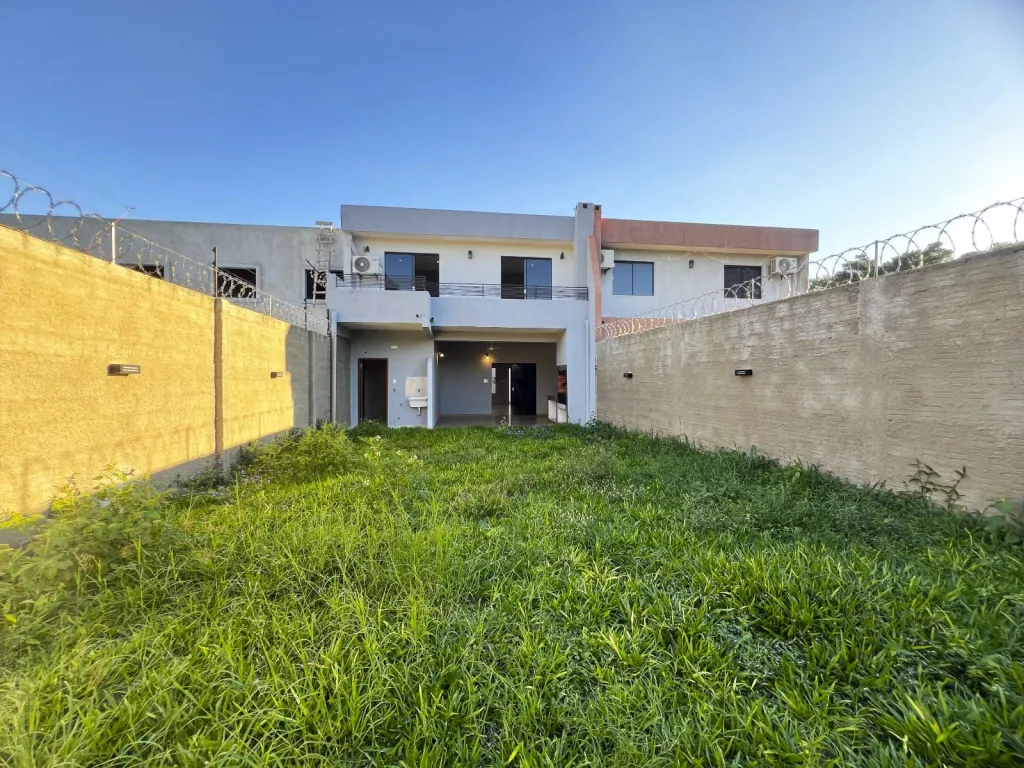 VENDO DUPLEX EN LAURELTY SAN LORENZO COD 3104 — фото 2