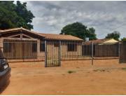 ALQUILO CASA EN LUQUE LAURELTY COD 1702