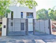 VENDO DUPLEX ZONA YACHT Lambaré ID 38831