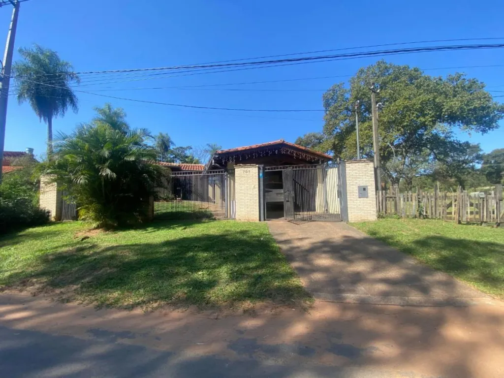 VENDO HERMOSA CASA DE 3 DORMITORIOS EN ISLA ZÁRATE - LUQUE — foto 2