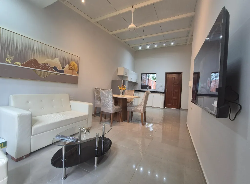 Vendo casa a estrenar en Capiatá ruta 2 - Loma Cavel — фото 2