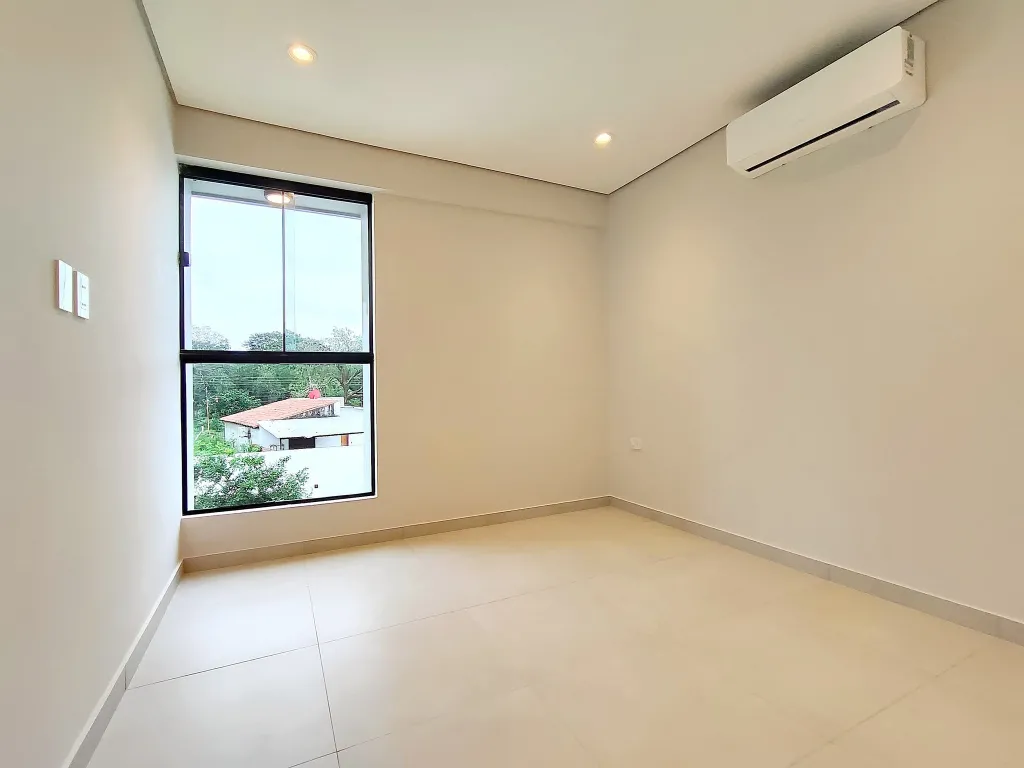VENDO DUPLEX A ESTRENAR EN LUQUE ZONA AEROPUERTO COD 3203 — фото 3
