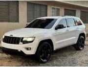 JEEP GRAND CHEROKEE AÑO 2014 AUTOMÁTICO NAFTERO RECIBO VEHÍCULO 105.000.000