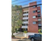 ALQUILO AMPLIO DPTO DE 3 DORM 220M2 BARRIO LAS MERCEDES ZONA COLEGIO INTER