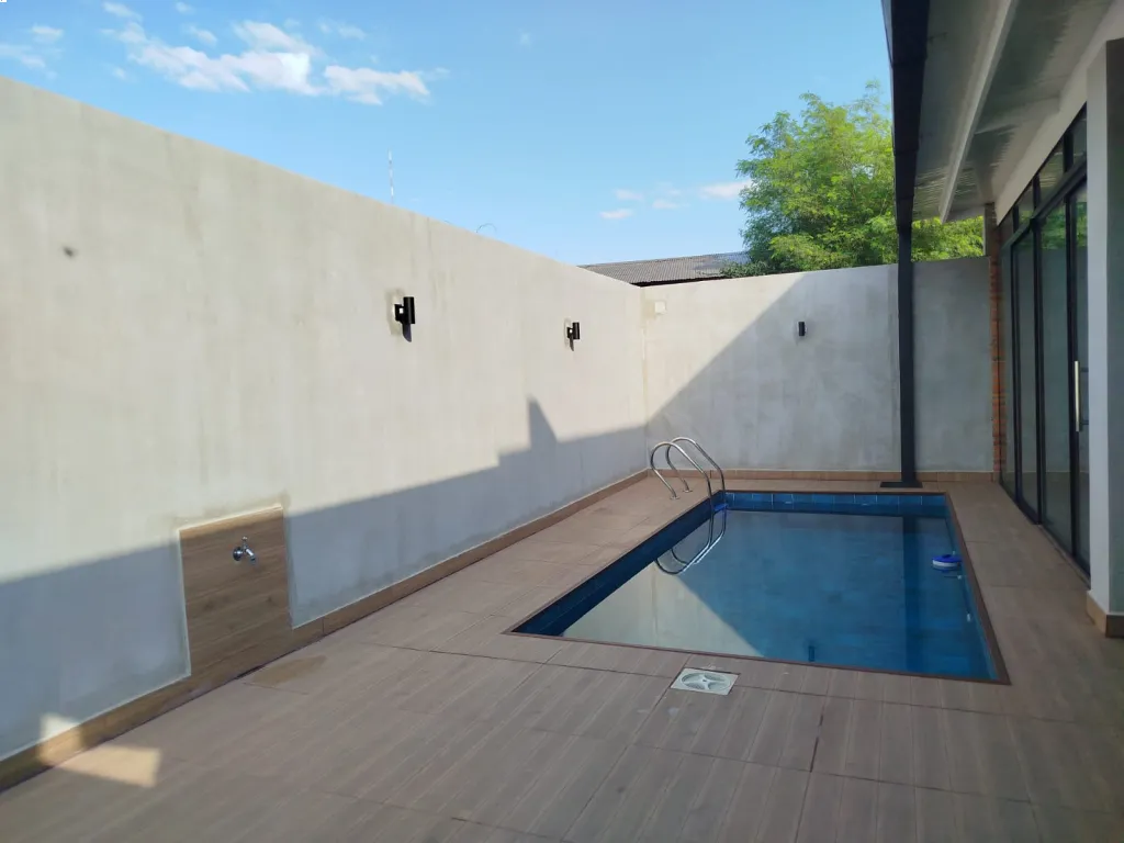 Alquilo Hermosa Casa Totalmente Amoblada en San Vicente - Asunción — foto 3