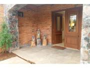 VENDO CASA EN SAN BERNARDINO-CONDOMINIO AYRES DE SANBER 5 HAB.TOTAL 3 SUITES-TERRENO 1100