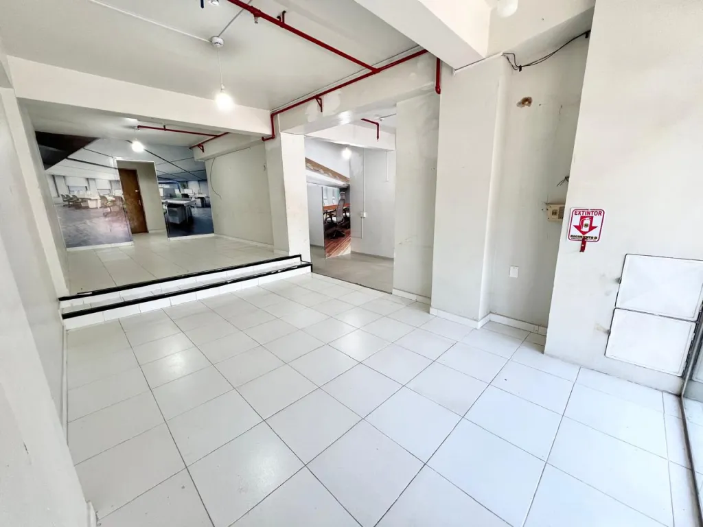 ALQUILO SALON SHOWROOM EN ASUNCION RECOLETA COD 4506 — photo 3