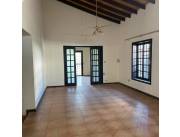 VENDO CASA BARRIO MADAME LYNCH ASUNCION