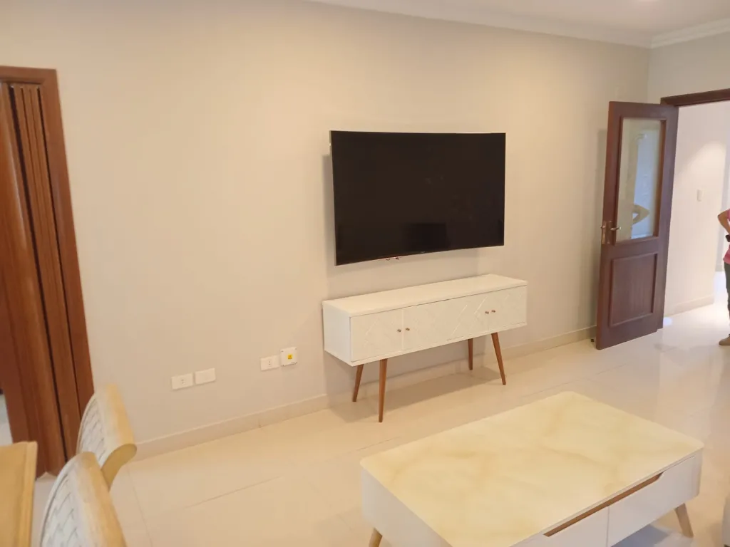 Alquiler de Casa Lujosa - Los Laureles — photo 2