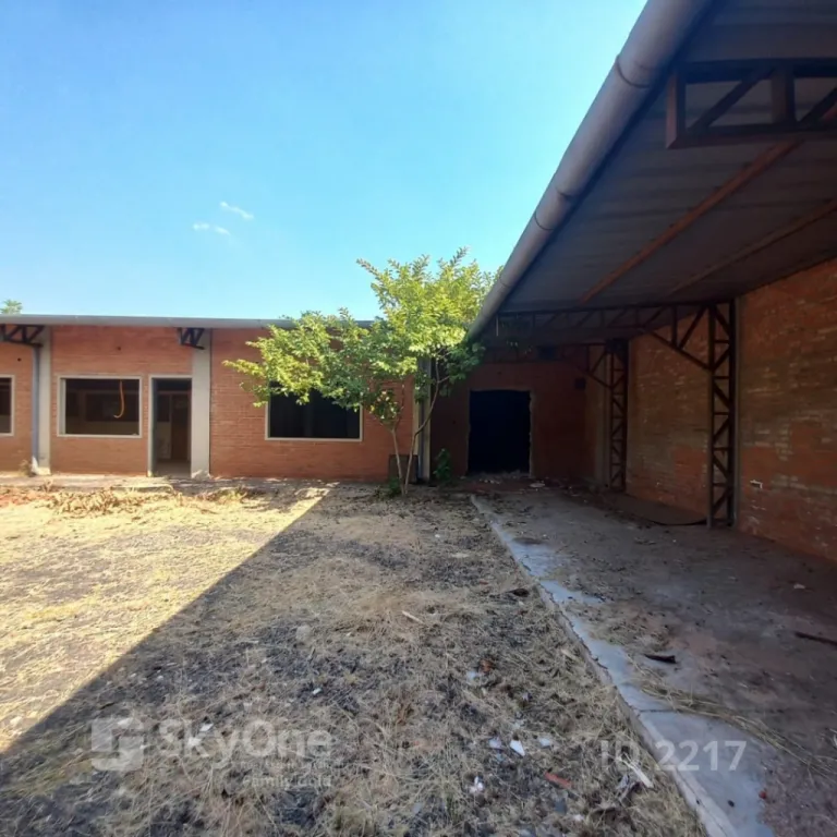 Amplio depósito en Zona Estratégica de Fernando de la Mora! — фото 3