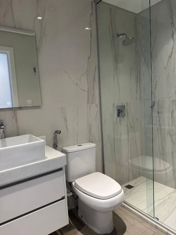VENDO lujoso departamento amoblado a estrenar en Villa Morra — foto 3