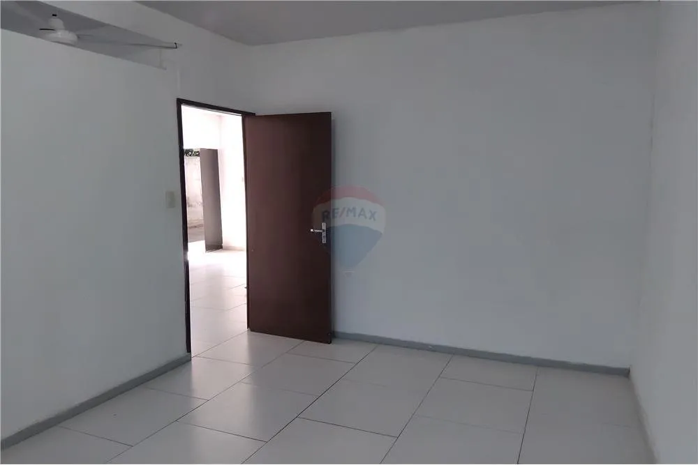 VENDO CASA EN BARRIO OBRERO — foto 3