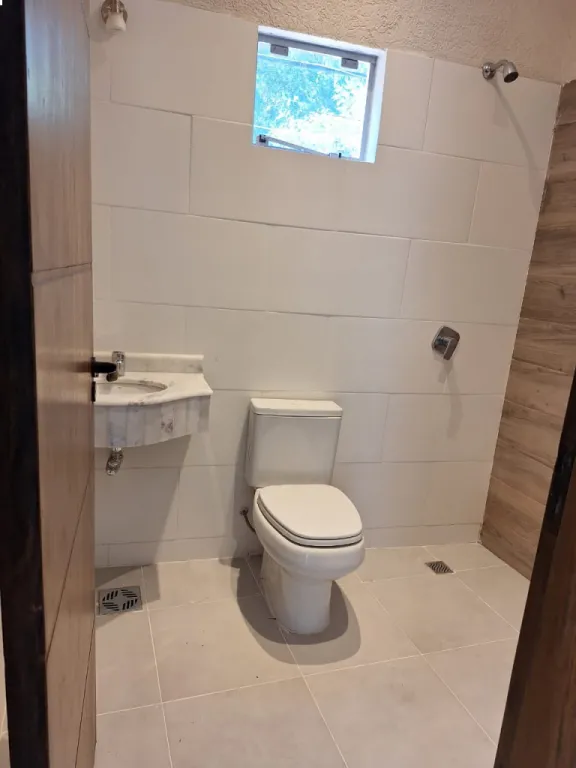 VENDO HERMOSO DUPLEX A ESTRENAR EN LAMBARE ALTOS DEL GOLF — фото 3