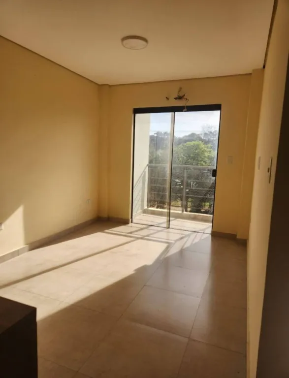 ALQUILO DEPARTAMENTO DE 2 HABITACIONES EN ÑEMBY — foto 2