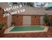 CASA DE 5 DORMITORIOS + 4 COCHERAS Y PISCINA. BARRIO LAS MERCEDES