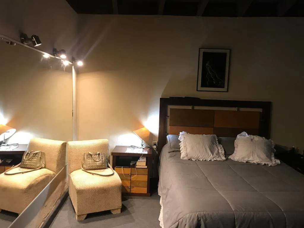 VENDO CASA EXCELENTE UBICACIÓN BARRIO PINOZA — foto 3