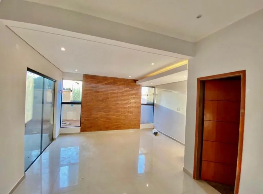 VENDO DÚPLEX EN LAMBARÉ - ¡UNA OPORTUNIDAD ÚNICA! — foto 3