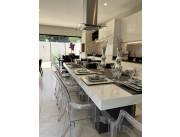 ALQUILO DUPLEX A ESTRENAR EN LAMBARE ZONA YACTH / SIN MUEBLES