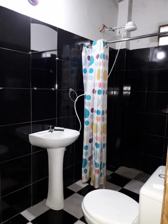 VENDO CASA EN BARRIO SAN JOSÉ CDE A 3 CUADRAS DE LA COMISARÍA — foto 3