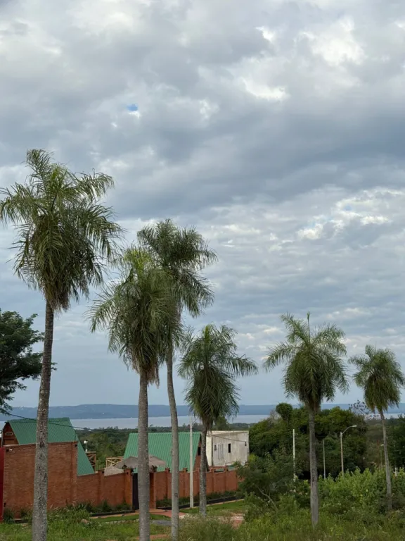 VENTA – Terreno en Areguá con vista al Lago Ypacaraí — foto 2