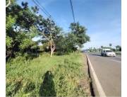 AMPLIO TERRENO DE 1680M2 SOBRE ASFALTO EN ITA