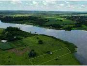 Se Vende terreno sobre el río