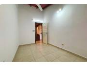 En venta casa con piscina en Sajonia Asunción