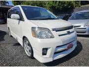 HERMOSO TOYOTA NOAH SERIE S REC. IMPORT. 2005/06 PERLA MOTOR 2.0. CC NAFTERO AUTOMATICO