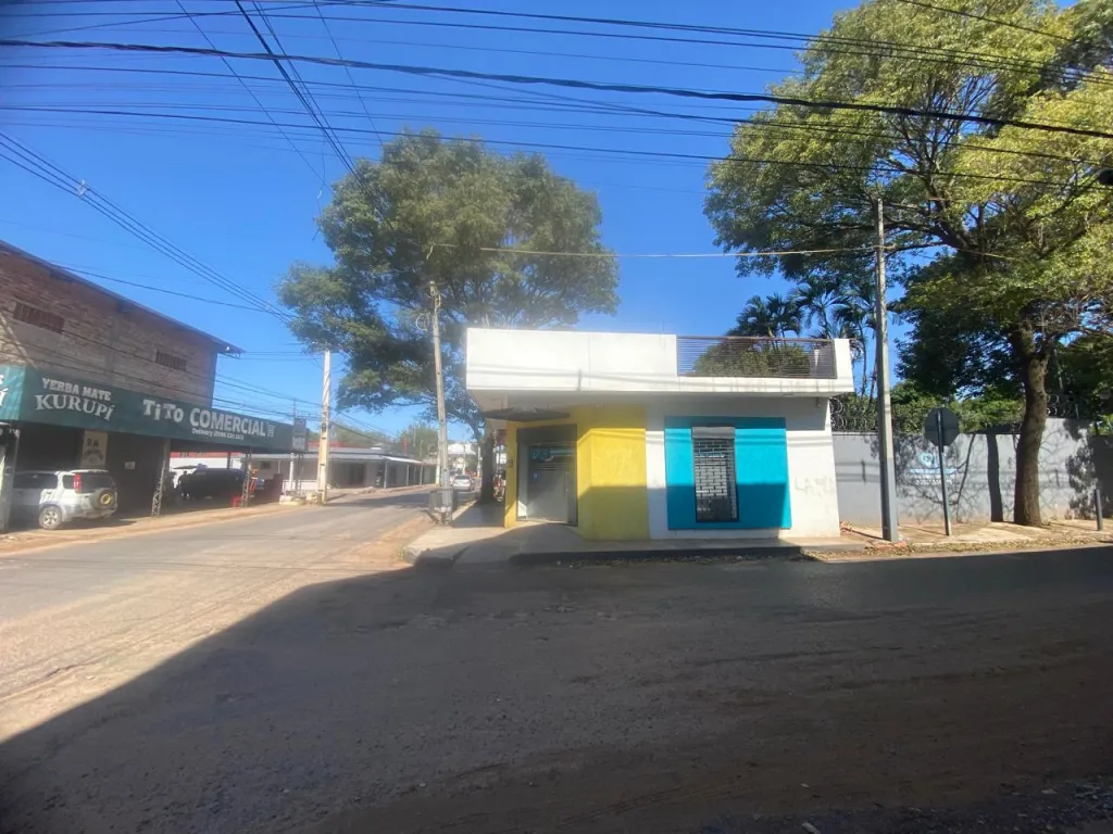 ALQUILER DE CONSULTORIO U OFICINA EN ESQUINA — photo 2