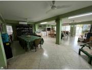 HERMOSA CASA ZONA FÉLIX BOGADO