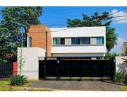 VENDO HERMOSA CASA DE 2 DORMITORIOS EN LAGUNA GRANDE, SAN LORENZO