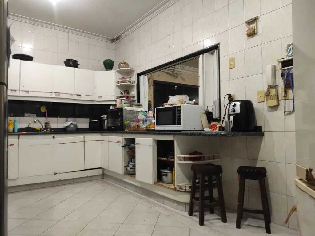 📣Vendo casa en esquina en Barrio Herrera, zona altamente residencial! — foto 3