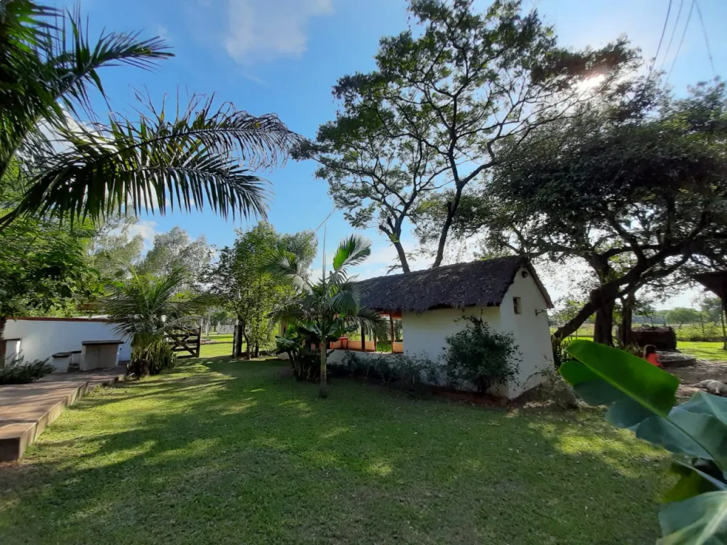 Acogedora casa de campo estilo alemán en la Colonia Manuel Gondra — foto 2