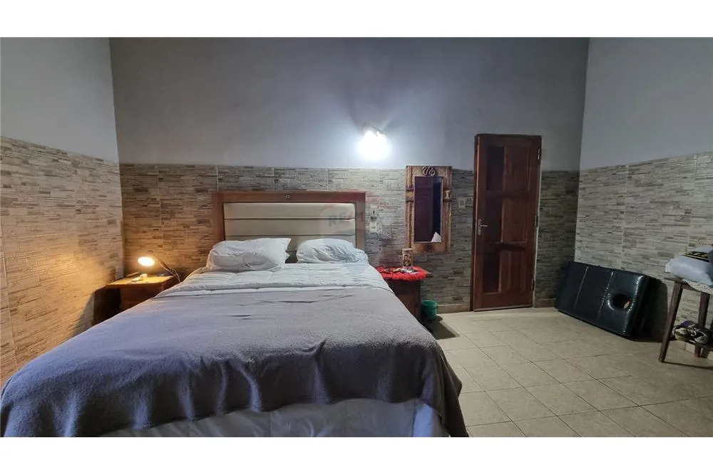 VENDO CASA EN ESQUINA BARRIO GENERAL DIAZ — foto 2