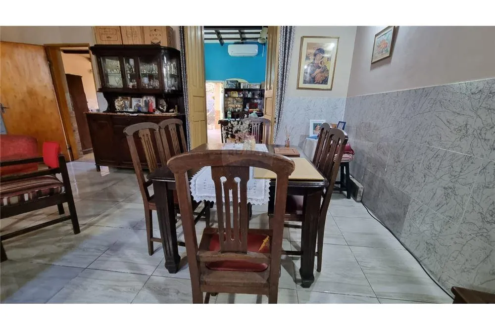 VENDO CASA EN ESQUINA BARRIO GENERAL DIAZ — foto 3