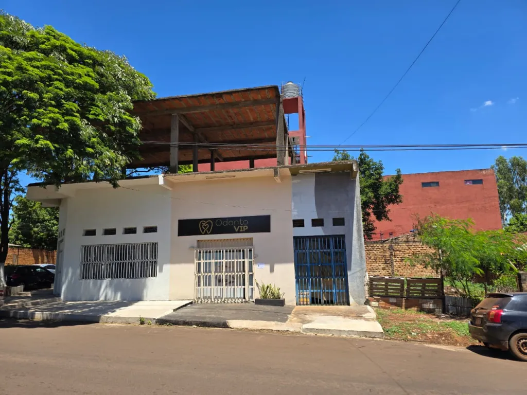 Vendo salón comercial en esquina - Km4 Che la Reina — foto 3