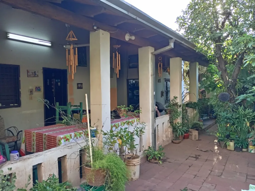 VENDO DOS LOCALES COMERCIALES CON DEPARTAMENTO Y VIVIENDA EN EL B. VISTA ALEGRE — foto 3