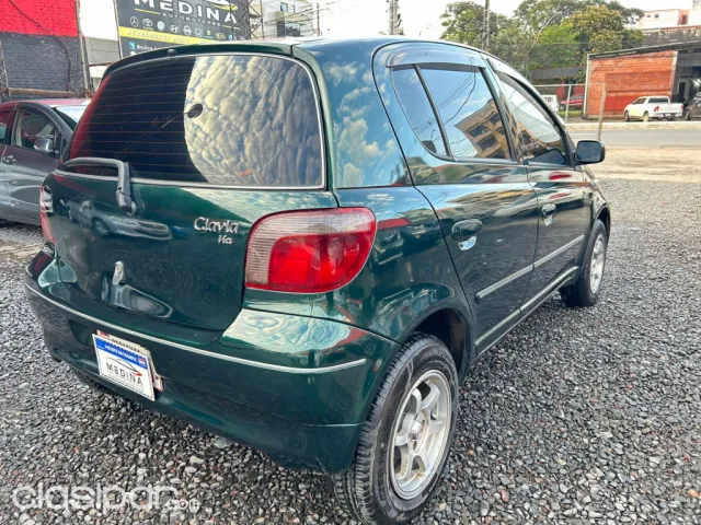 Toyota Vitz 2000 — foto 4