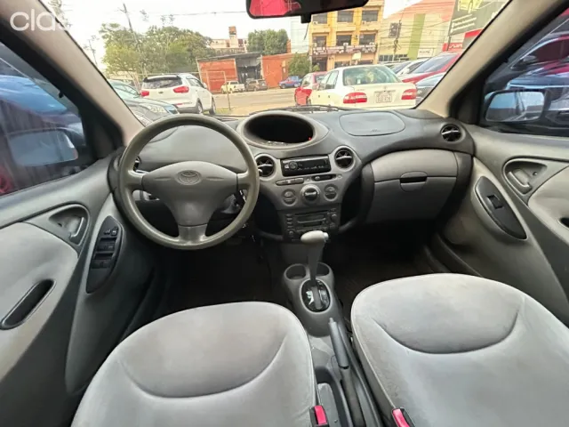 Toyota Vitz 2000 — foto 6