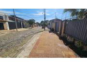 VENDO TERRENO EN BARRIO JARA CON CASA A DEMOLER 500 M2