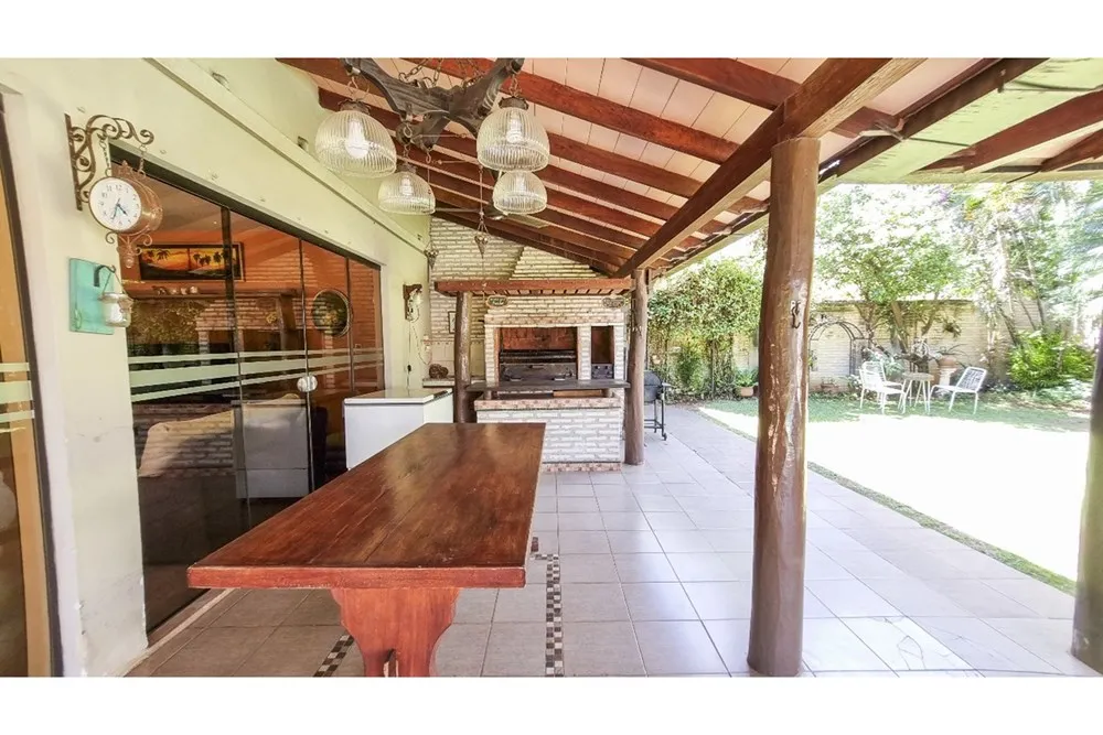 VENDO AMPLIA CASA EN SAN LORENZO — foto 3