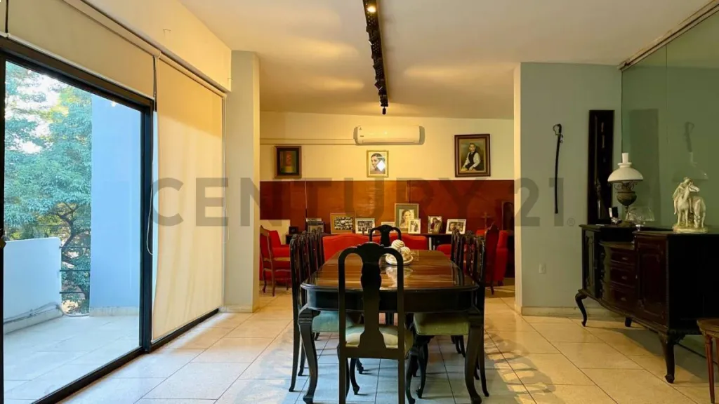 SE VENDE HERMOSA RESIDENCIA EN EL BARRIO LAS MERCEDES — photo 2