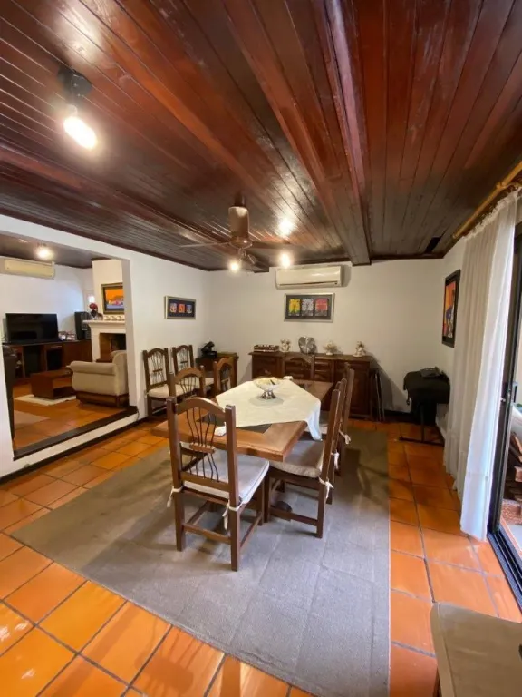 VENDO HERMOSA CASA A REMODELAR EN EL CORAZÓN DE BARRIO RECOLETA — photo 2