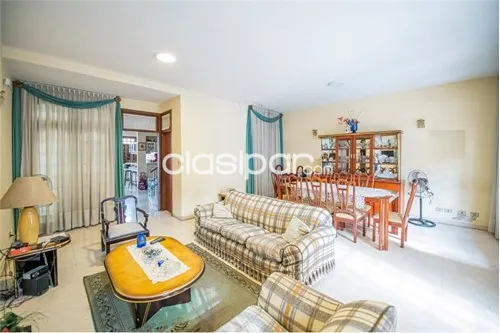 Amplia residencia en B° Obrero — foto 2