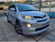 VENDO TOYOTA NEW IST FULL EQUIPO REC.IMPORTADO SIN USO EN PY