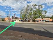 VENDO ESQUINA CON 3 SALONES COMERCIALES EN LUQUE ZONA HOTEL BOURBON CONMEBOL