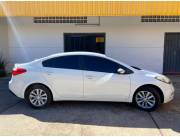 Vendo Kia Cerato blanco año 2.016 flex por 62.000.000