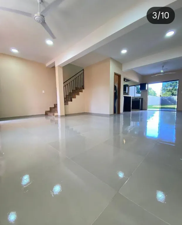 VENDO DUPLEX EN MARIANO ROQUE ALONSO COD 1156 — foto 3